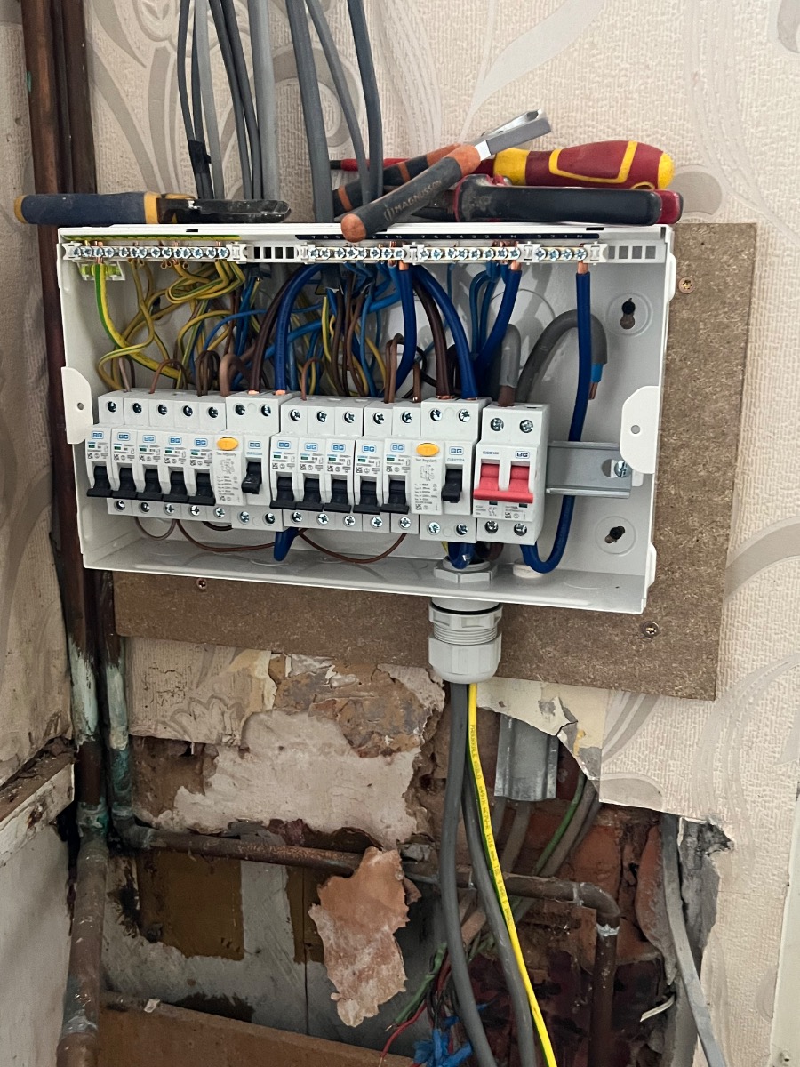 Electrician: Image 19